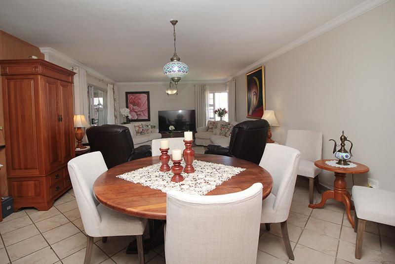 5 Bedroom Property for Sale in Tergniet Western Cape
